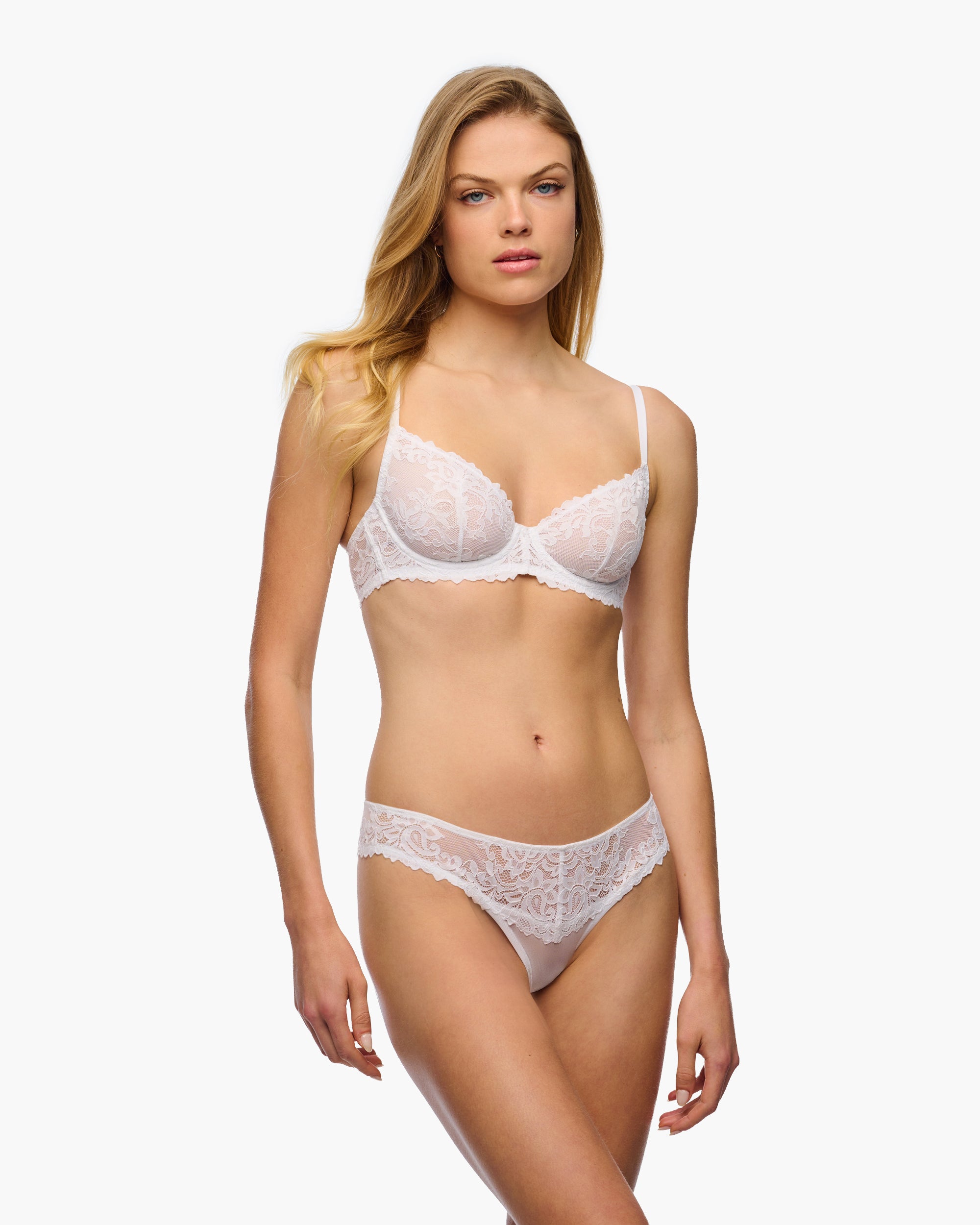 Blanc String - Carmela Tanga