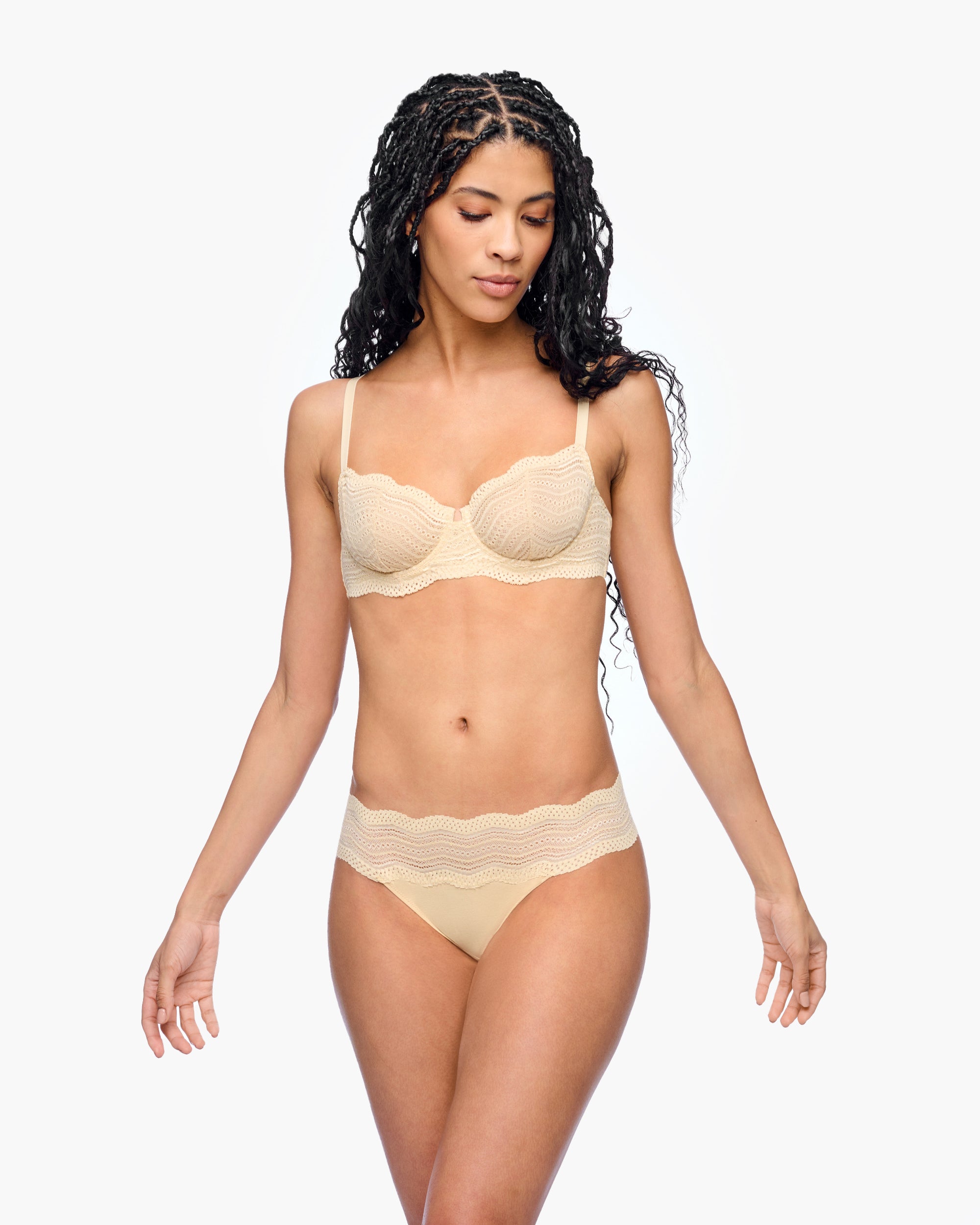 Beige Braguitas Tipo Bikini - Dolce Braguita Tipo Bikini De Tiro Bajo