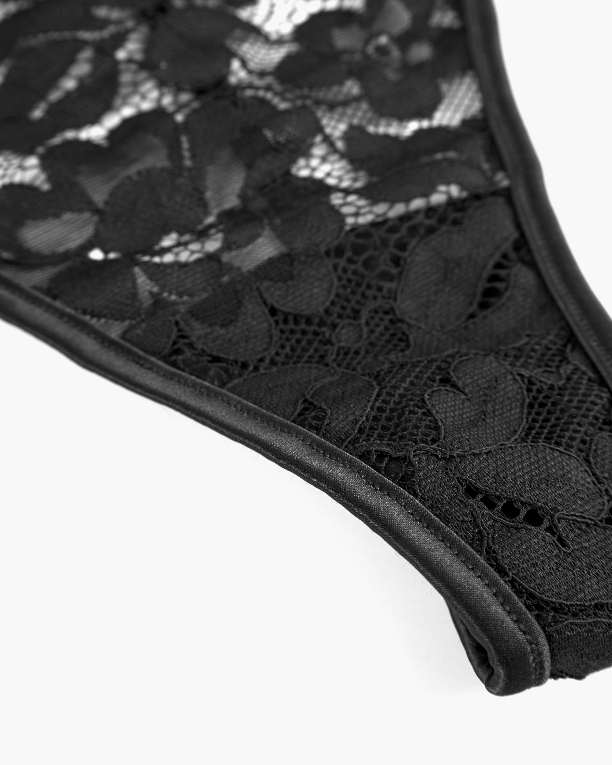 Noir String Ficelle - Magnolia String Ficelle