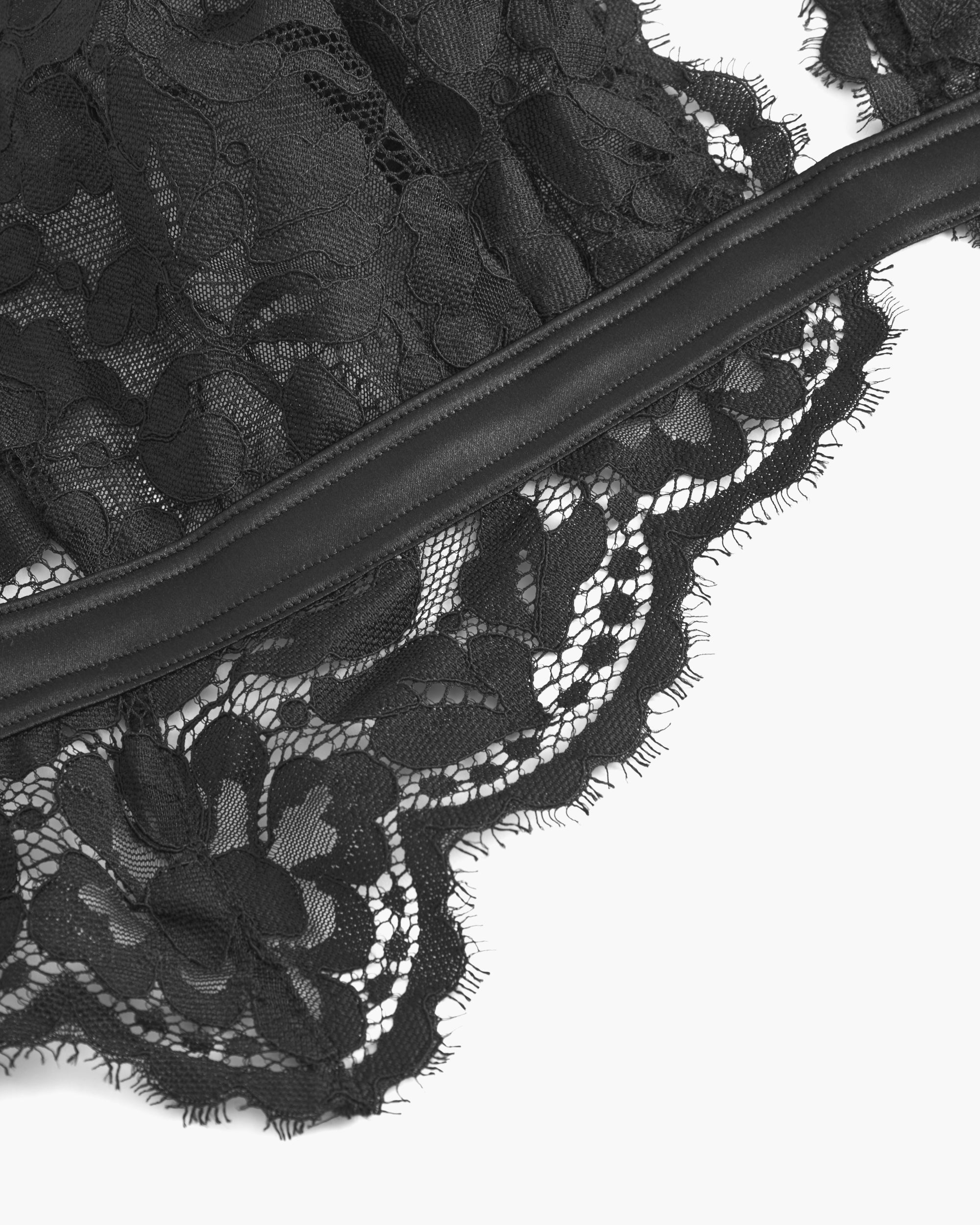 Nero Bralette - Magnolia Bralette Con Taglio A Triangolo Alto