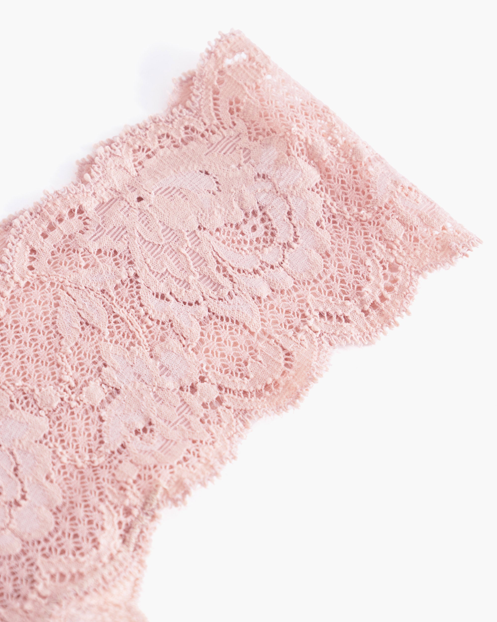 Rose String - Never Say Never String Taille Basse Cutie