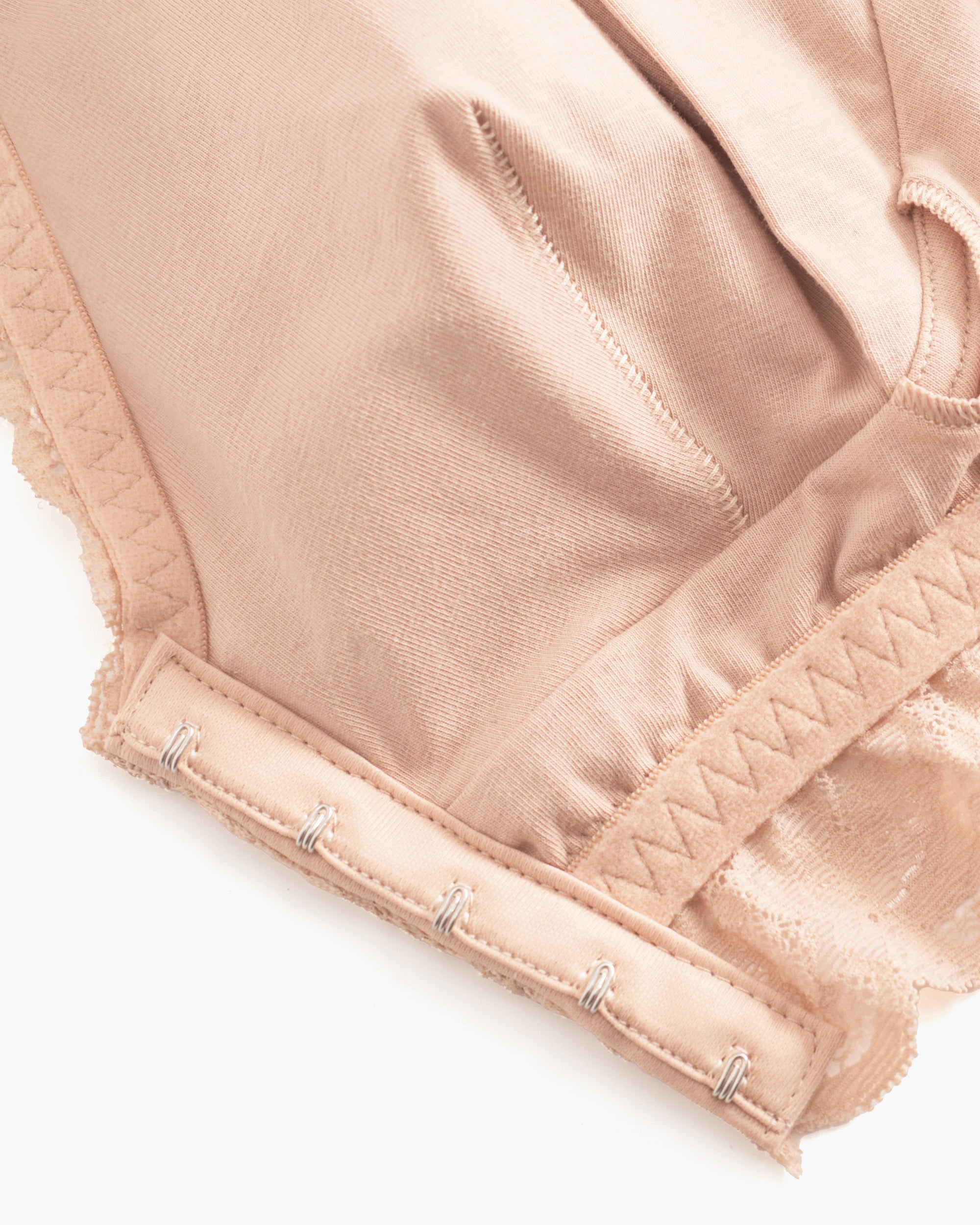 Beige Bralette - Never Say Never Curvy Bralette Nach Einer Op Mit Frontverschluss