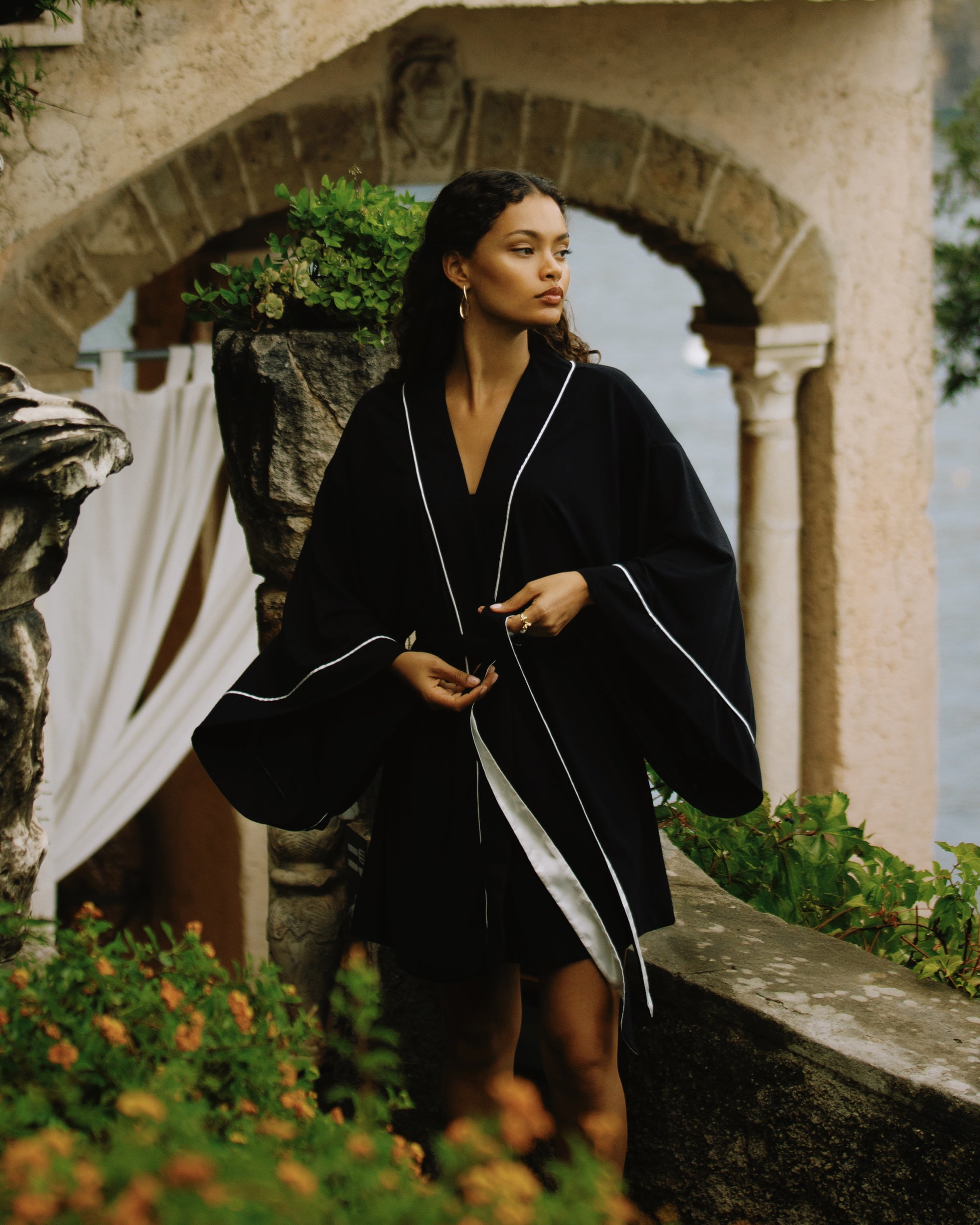 Black Kaftan Kimono - Pima Lusso Short Kimono