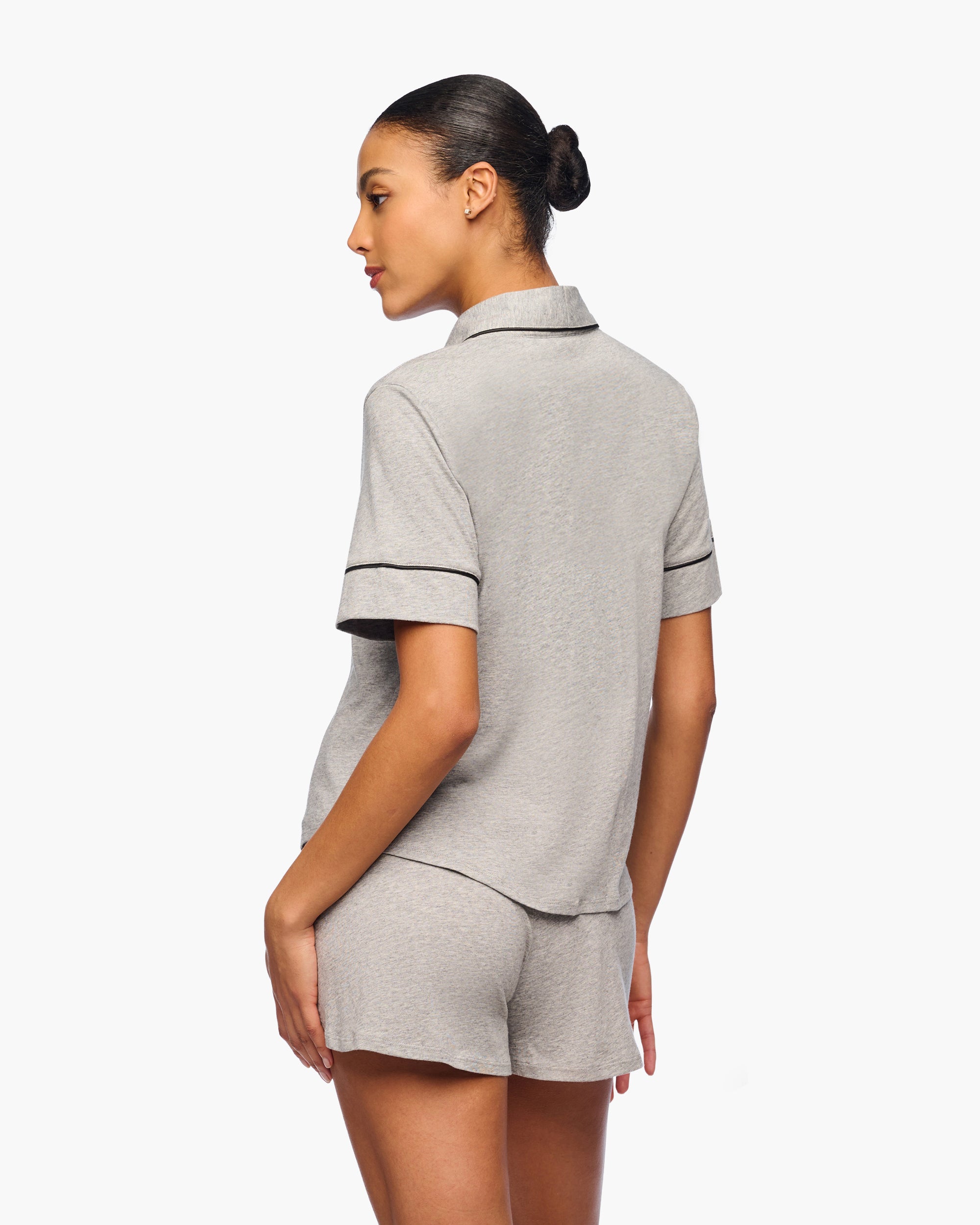 Gris Conjuntos - Bella Lusso Conjunto Pijama De Manga Corta Y Shorts