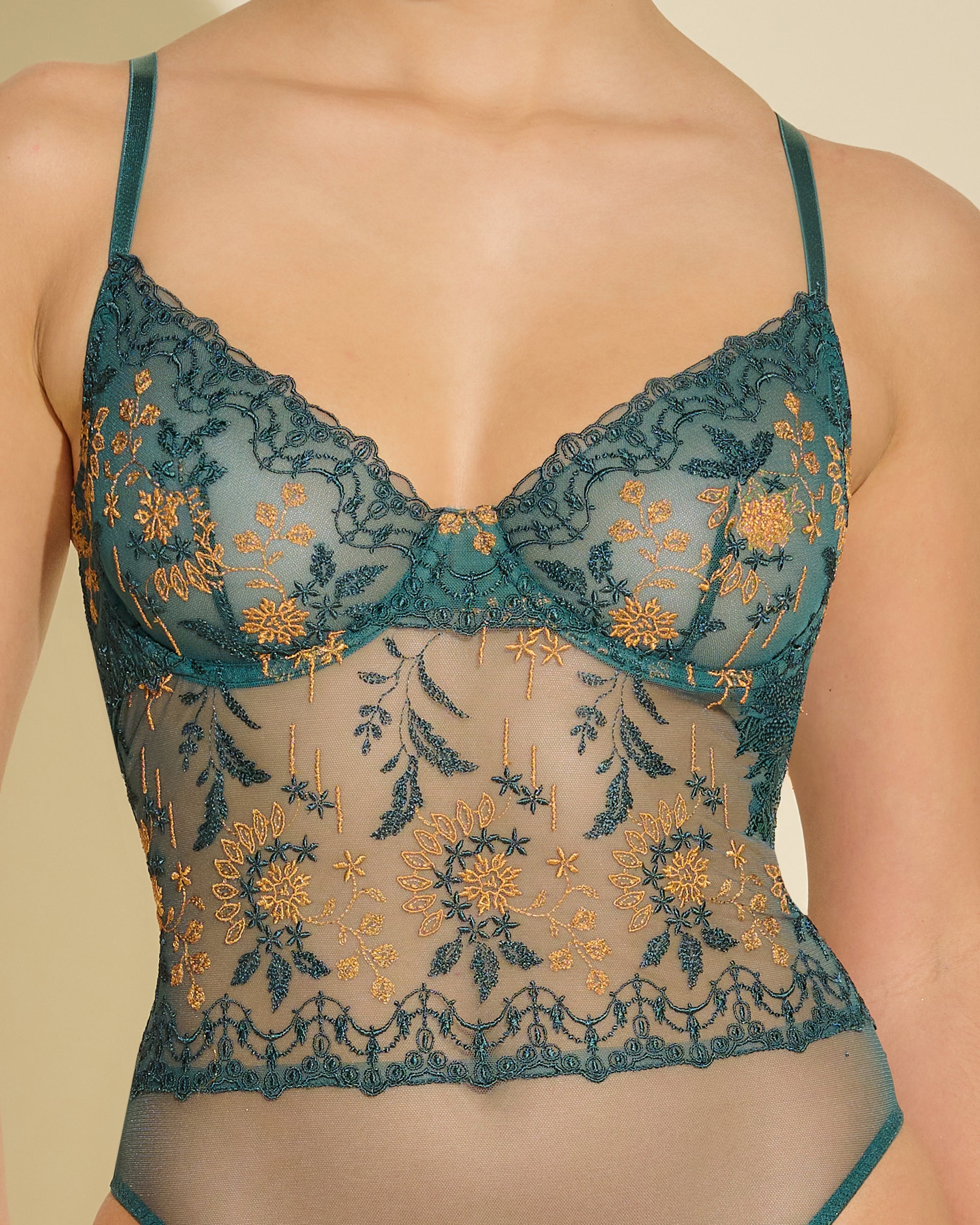 Verde Bodis - Ushuaya Body Con Aros