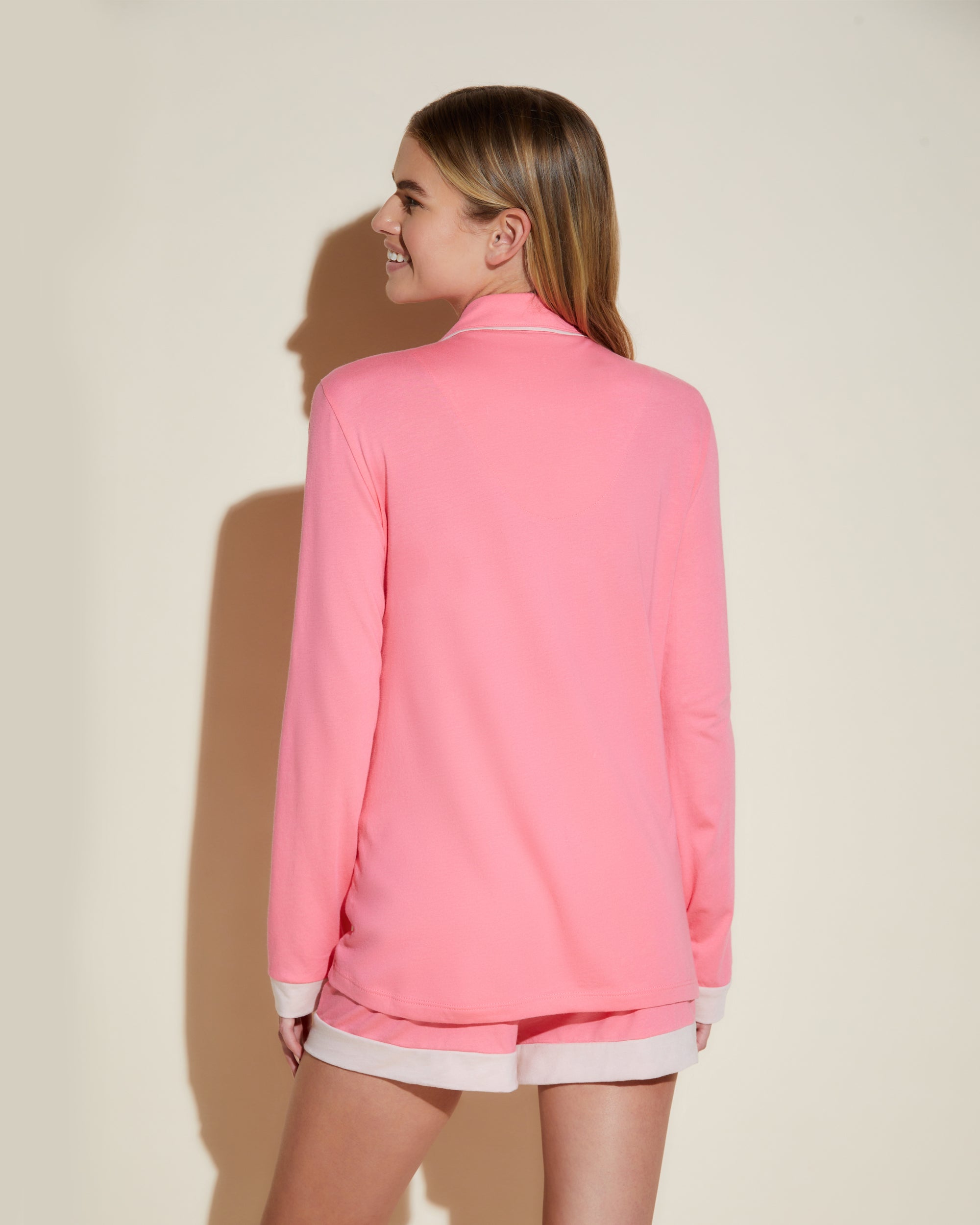 Rosada Conjuntos - Bella Pijama De Camisa De Manga Larga Y Shorts