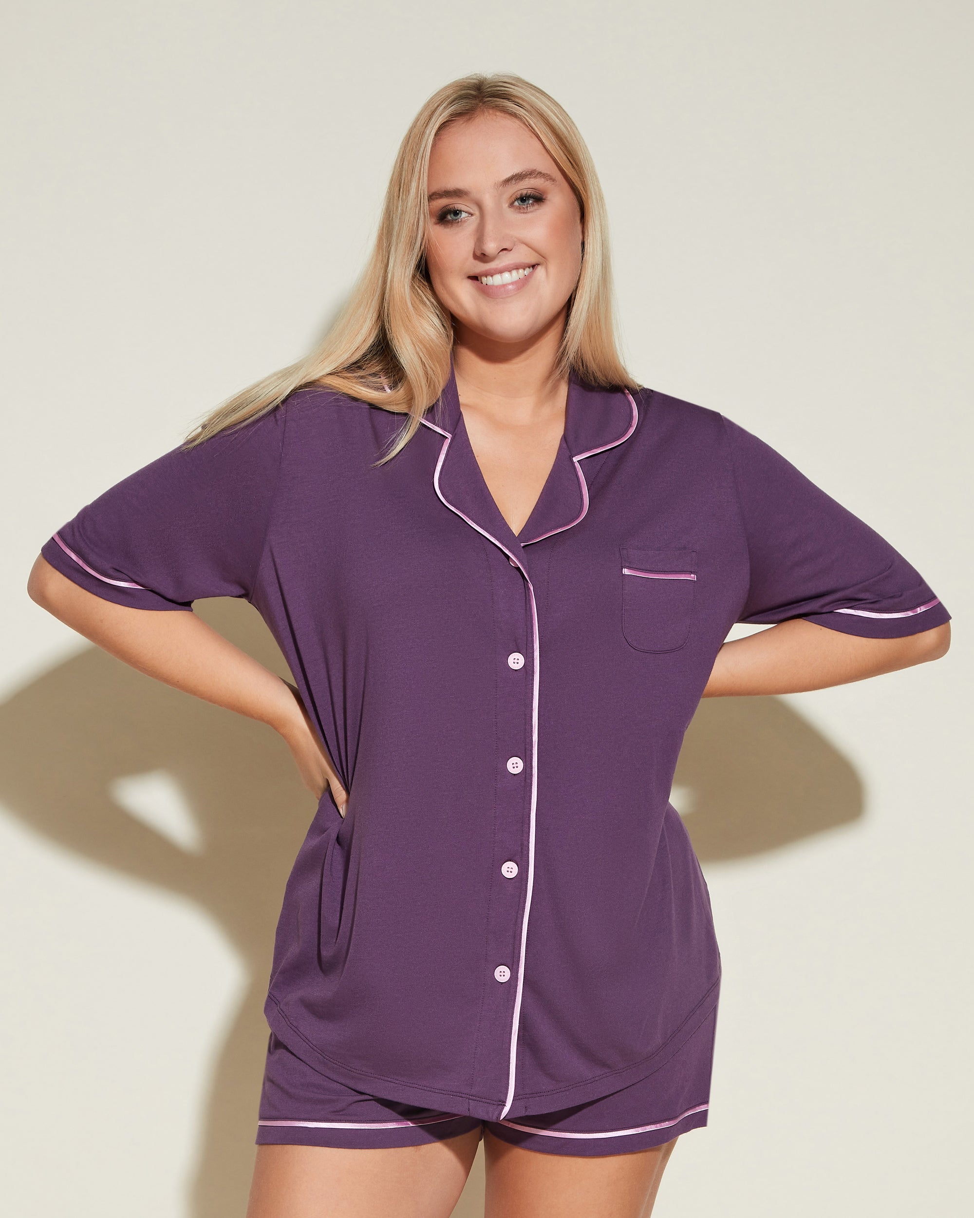 Púrpura Conjuntos - Bella Conjunto De Pijama Con Camisa De Manga Corta Y Pantalones Cortos