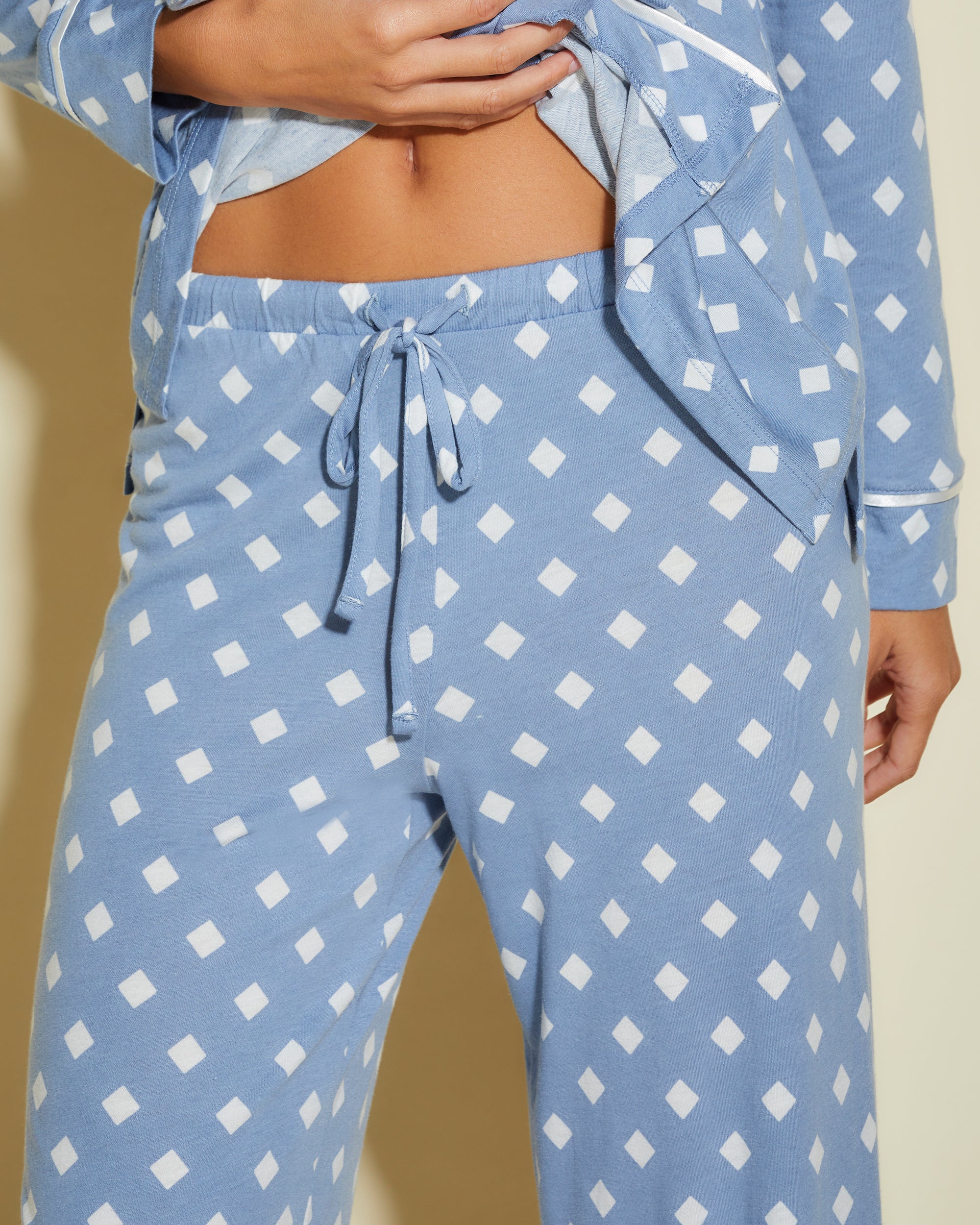 Gedruckt Set - Bella Printed Set, Bestehend Aus Einem Langärmeligen Oberteil Und Pyjama-Hose