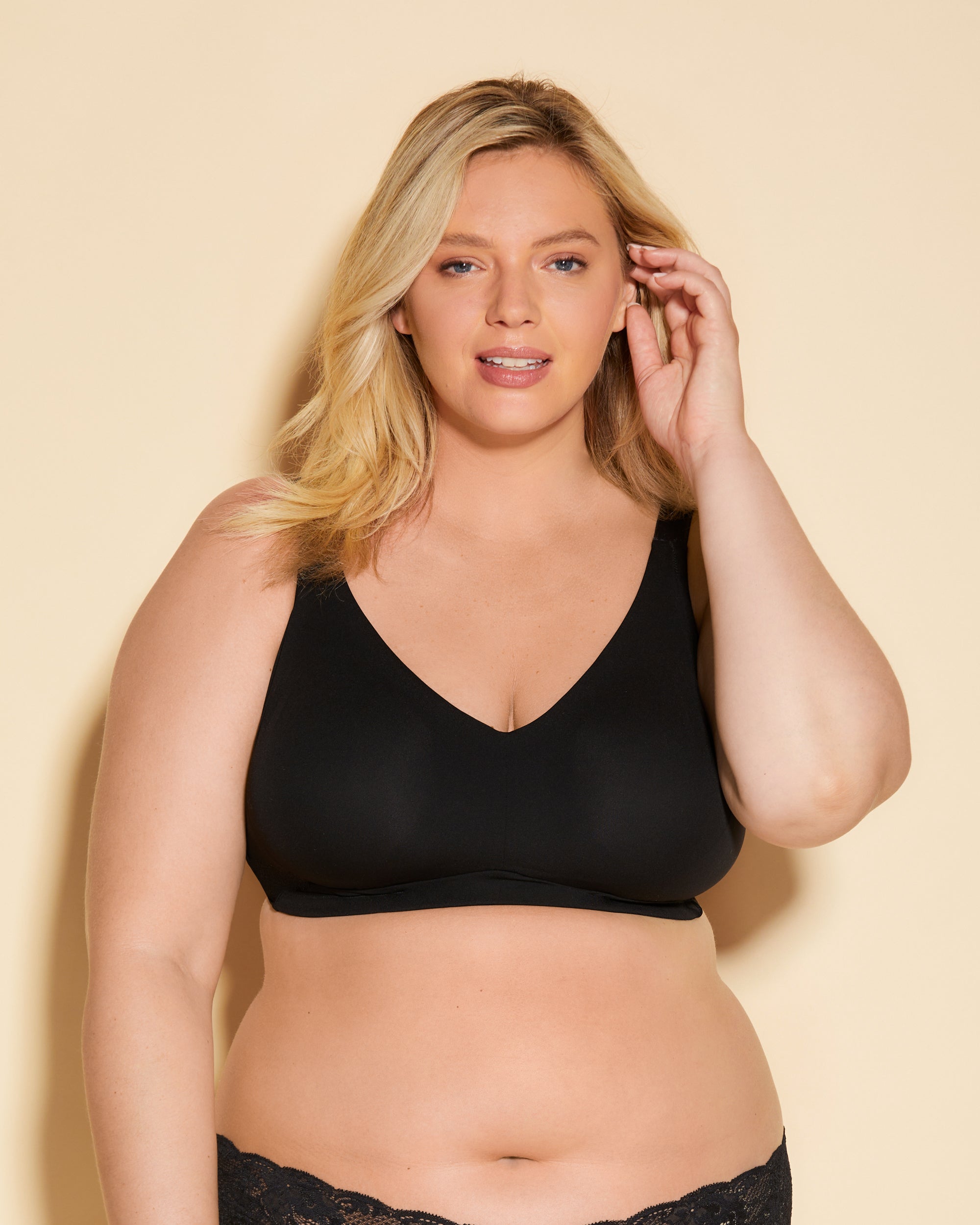 Negro Bralette - Free Cut Micro Bralette Ultra Curvy