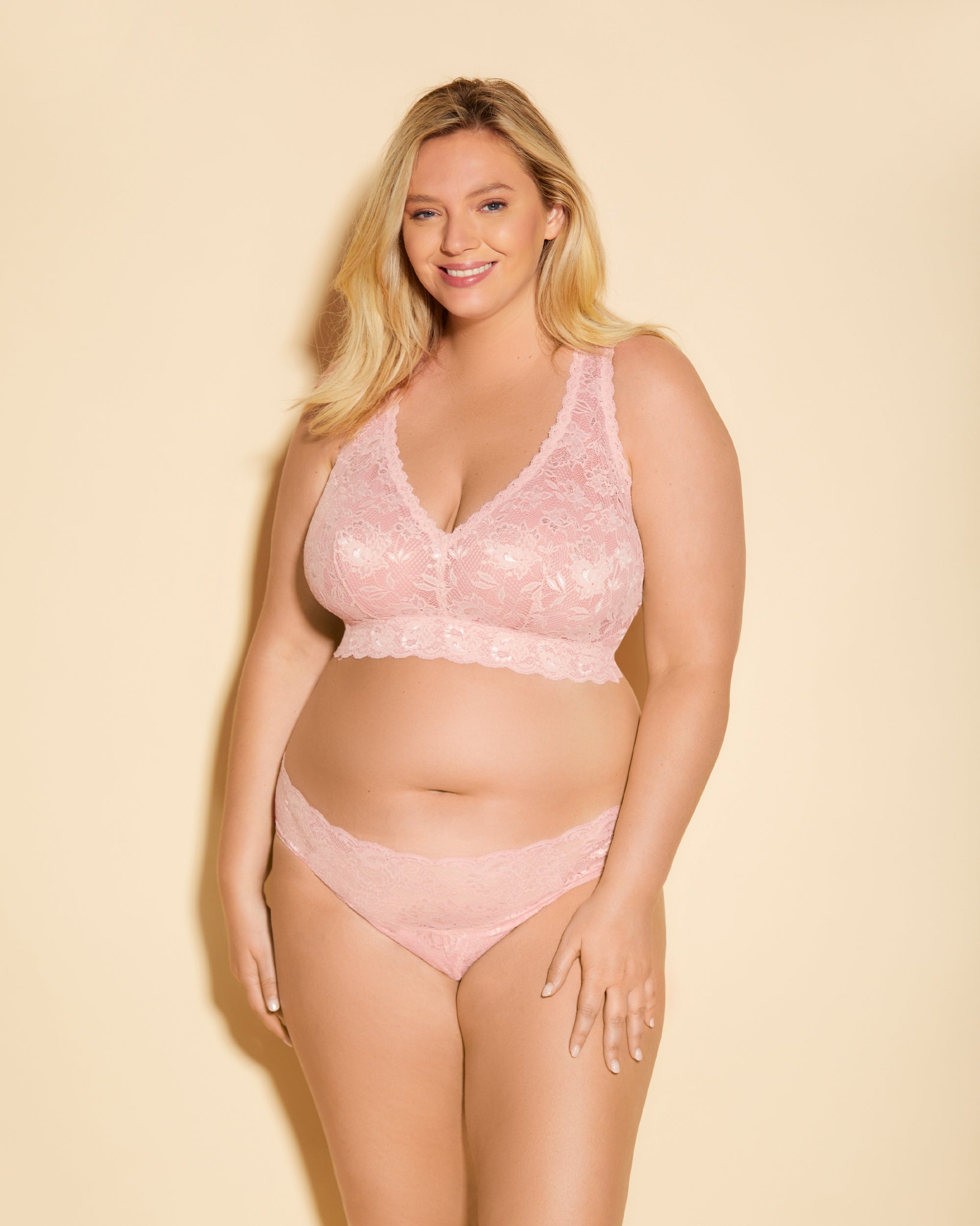 Rosa Bralette - Never Say Never Bralette Con Spalline Incrociate Ultra Curvy