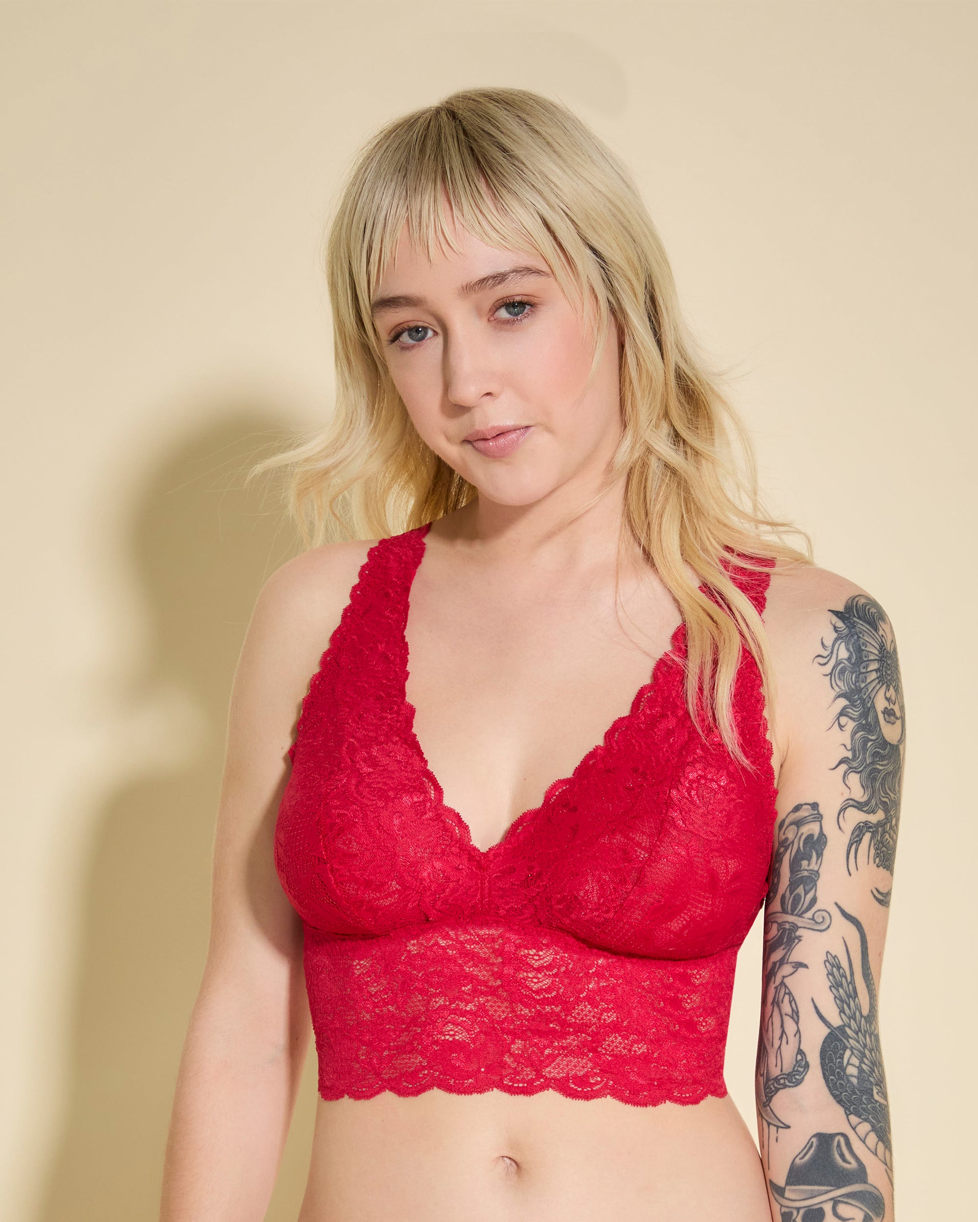 Roja Bralette - Never Say Never Bralette Tipo Top Escotado