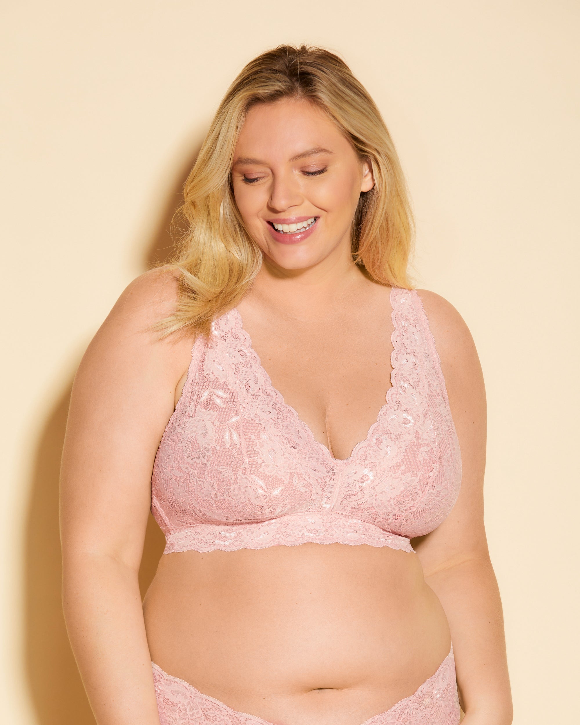 Rosada Bralette - Never Say Never Bralette Longline De Estilo Top Ultra Curvy