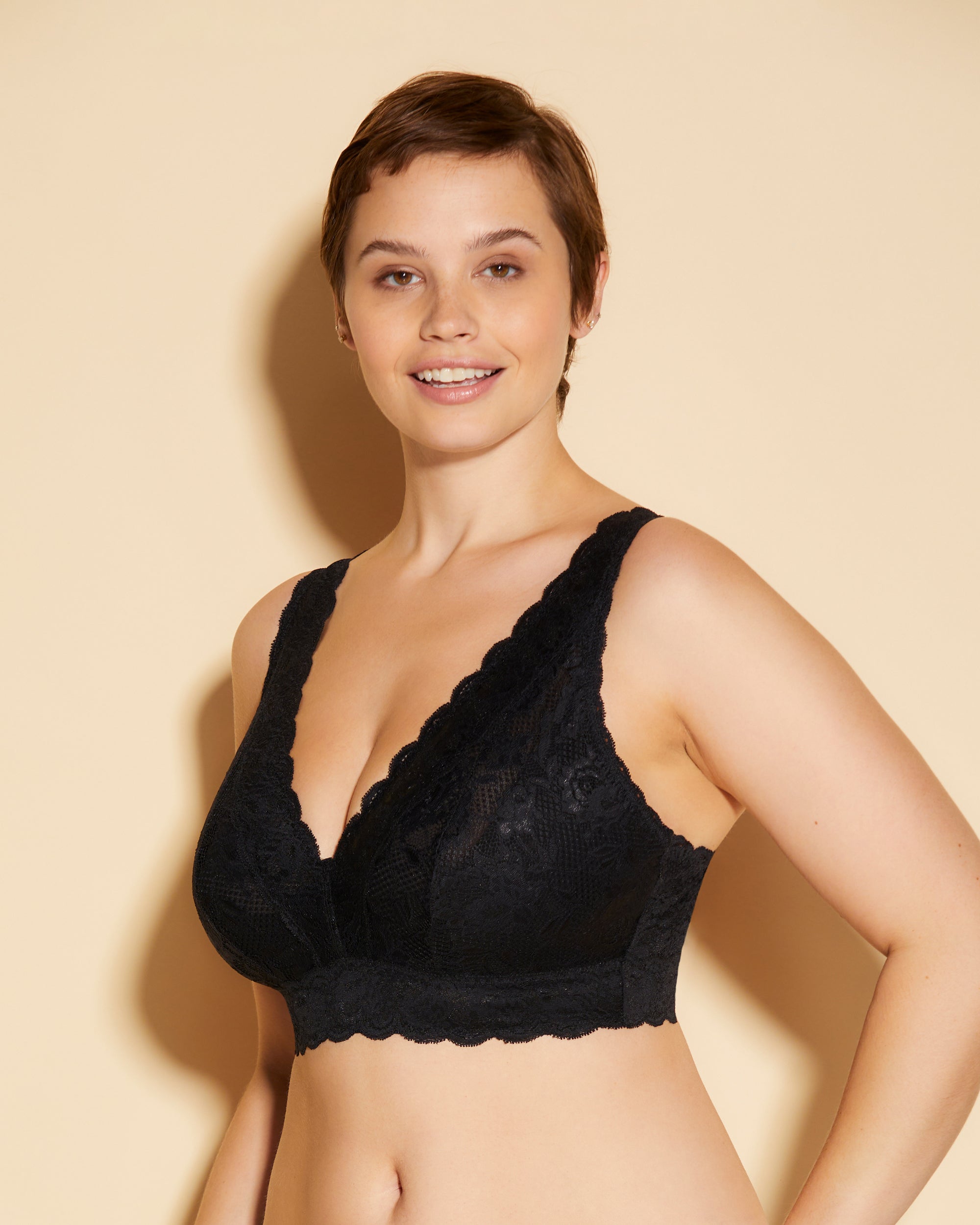 Nero Bralette - Never Say Never Bralette Super Curvy A Corpetto Con Scollatura A V