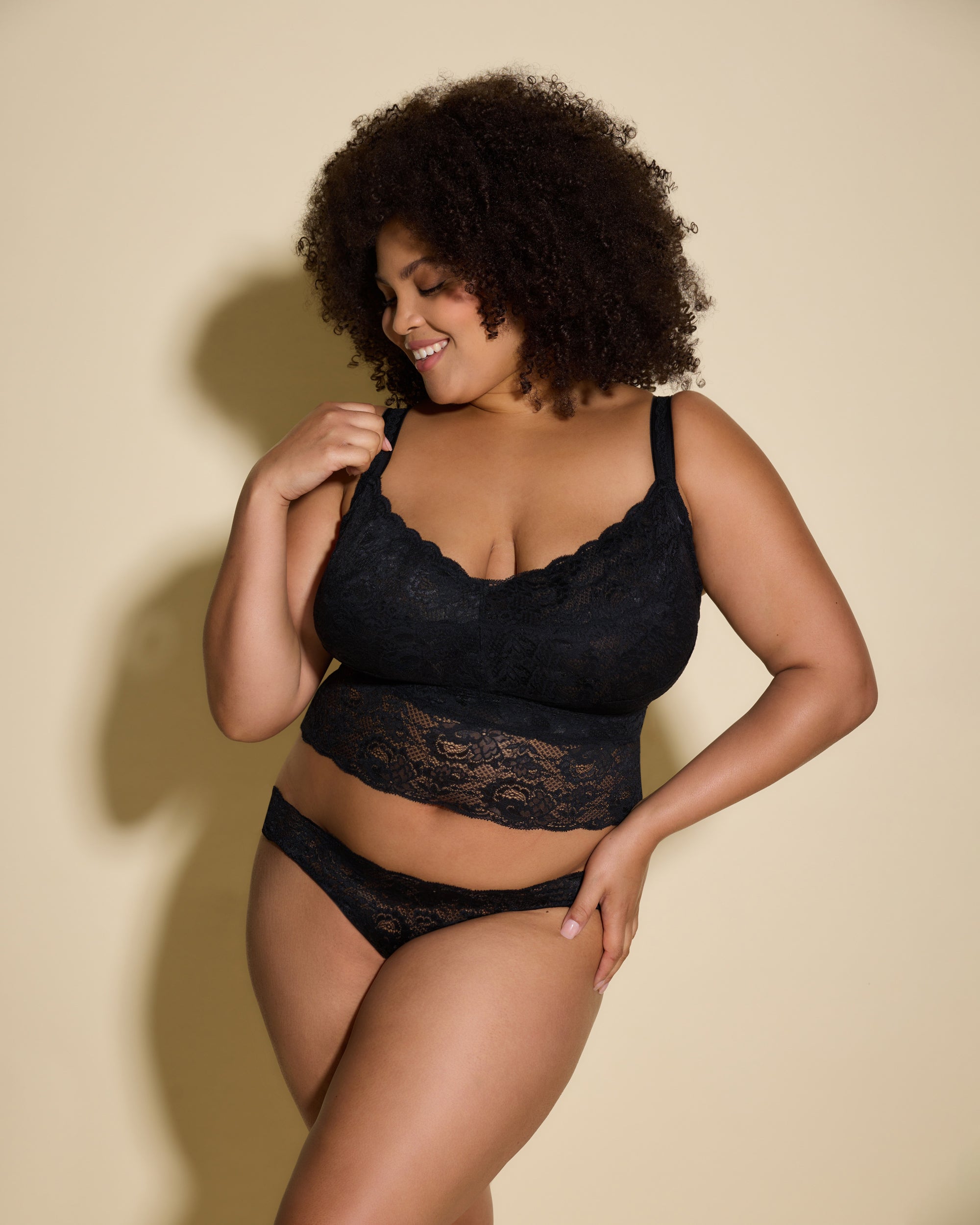 Negro Camisolas - Never Say Never Crop Top Ultra Curvy