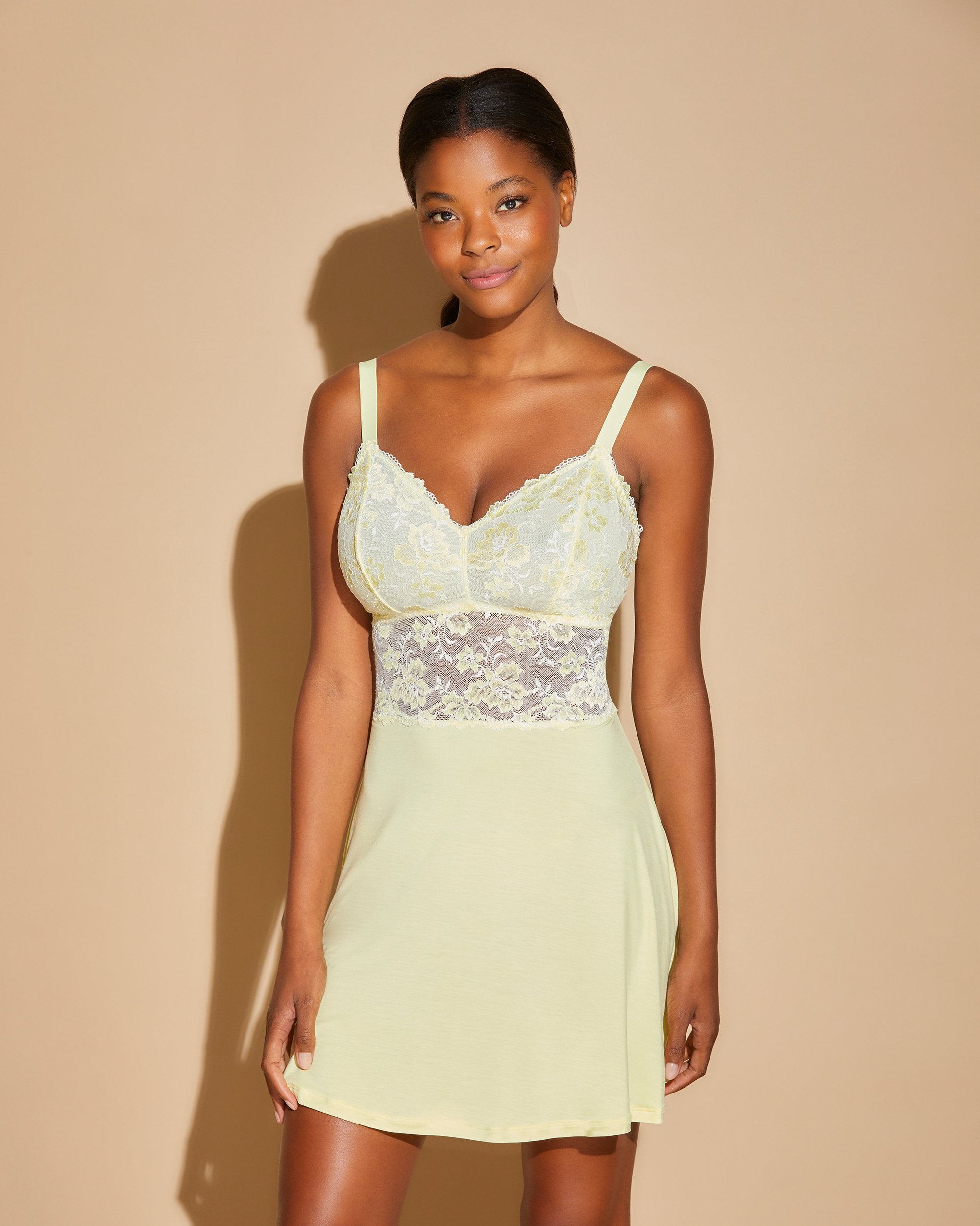 Amarilla Conjuntos - Savona Set De Camisón Y Tanga