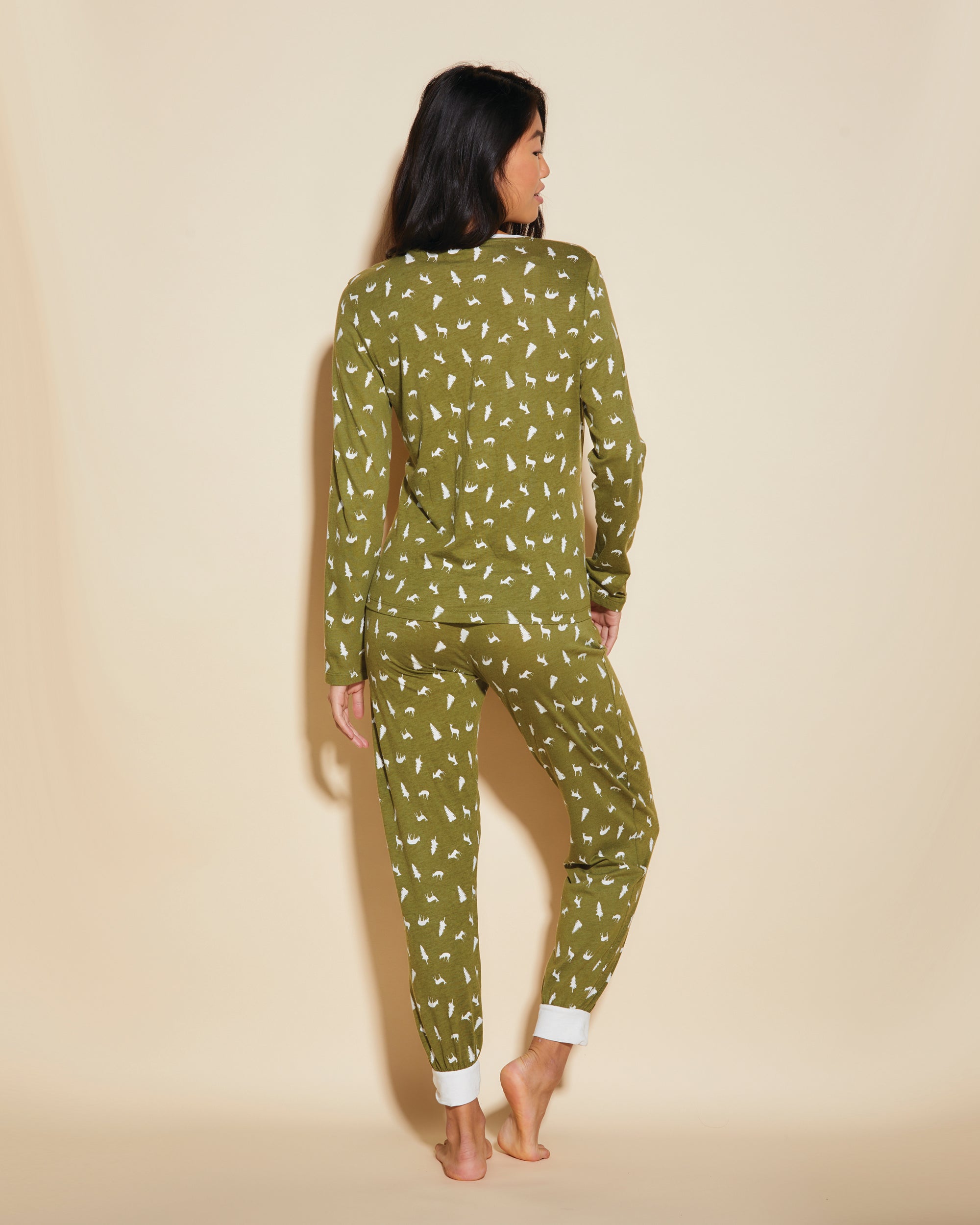 Print Set - Ski Trip Long Sleeve Top And Jogger Set